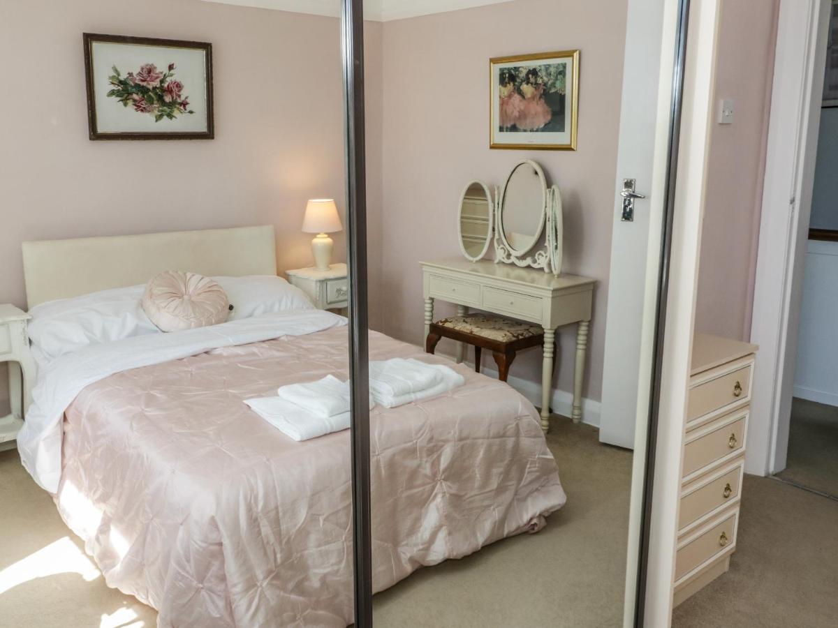 Burwood Villa Colwyn Bay Exterior foto
